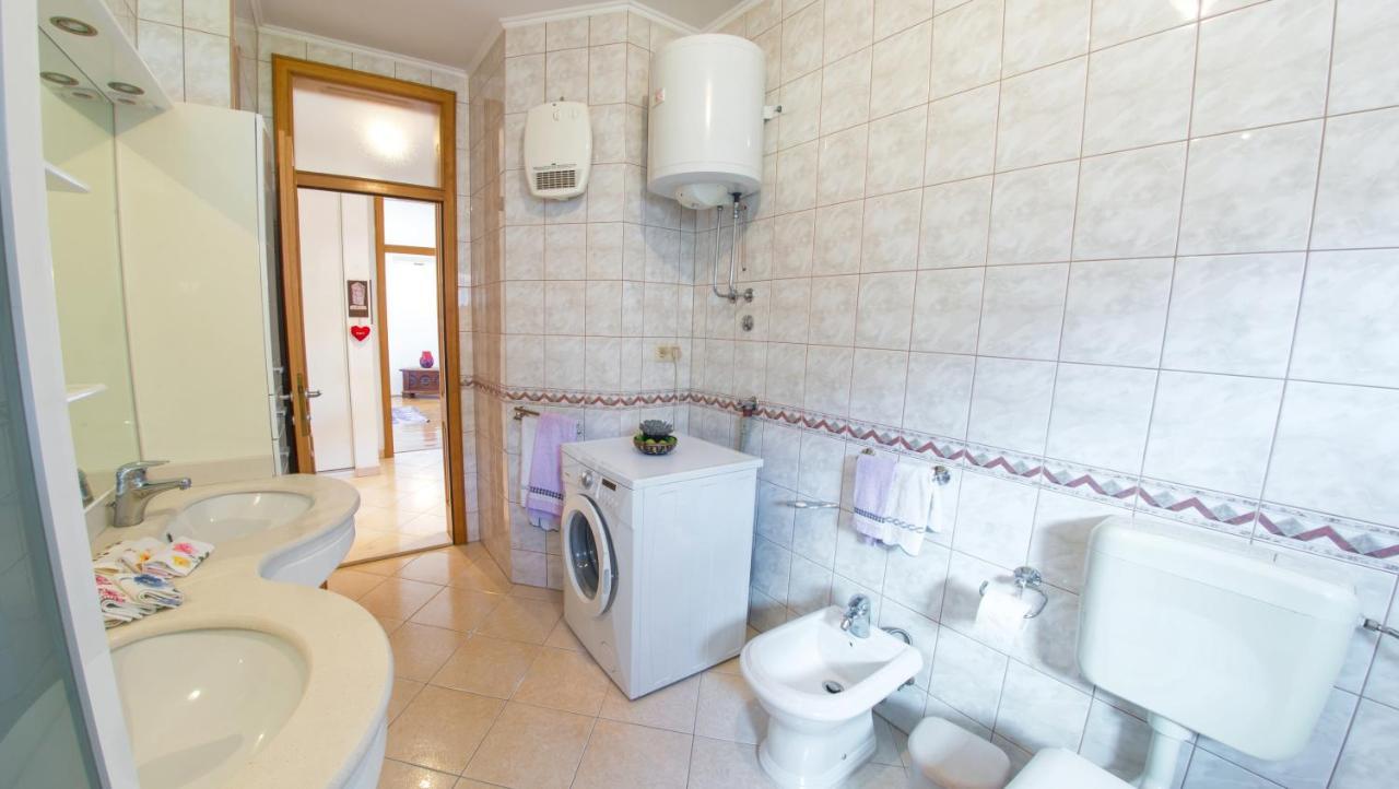 Apartment Italy - Promenade Mostar Esterno foto